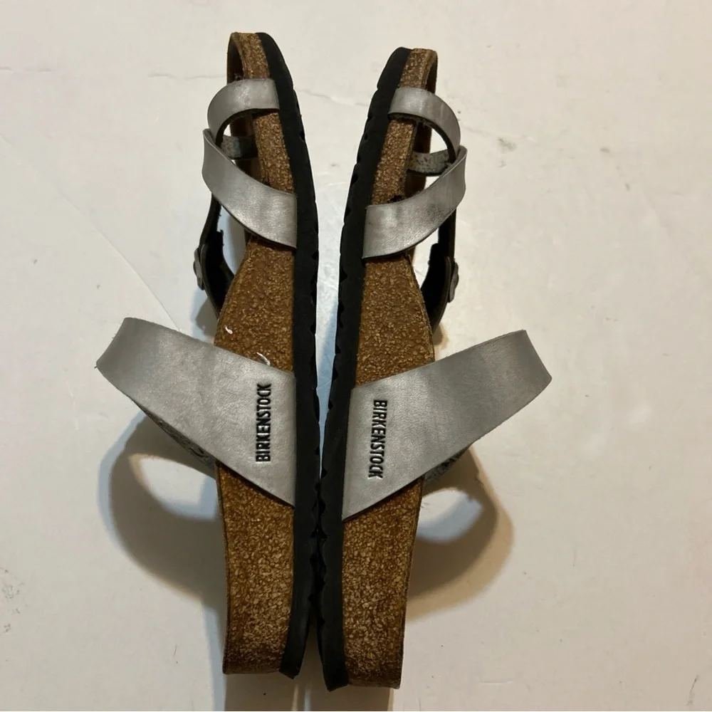 Birkenstock women’s sandals - Picture 6 of 7